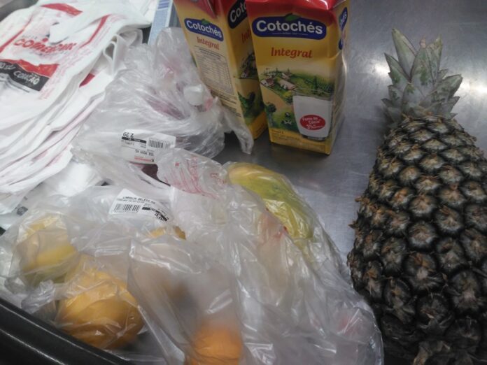 supermercado leite frutas jm