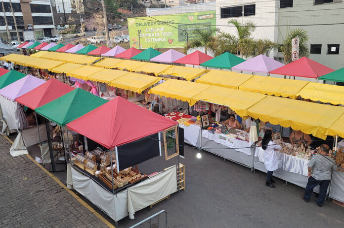 Casa de Cultura credencia artistas para Feira de Economia Popular Solidária