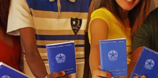 Plataforma Recoloca Rio Doce tem 380 vagas de emprego para Mariana e região