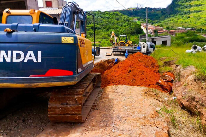 Prefeitura de Santa Bárbara realiza obras de infraestrutura e requalificação urbana