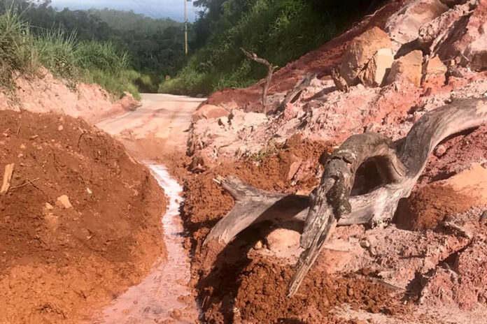 Por questões de segurança, Prefeitura de João Monlevade e ArcelorMittal mantêm estrada do Jacuí interditada