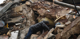 Número de mortos por terremoto na Turquia e Síria já passa de 2.300