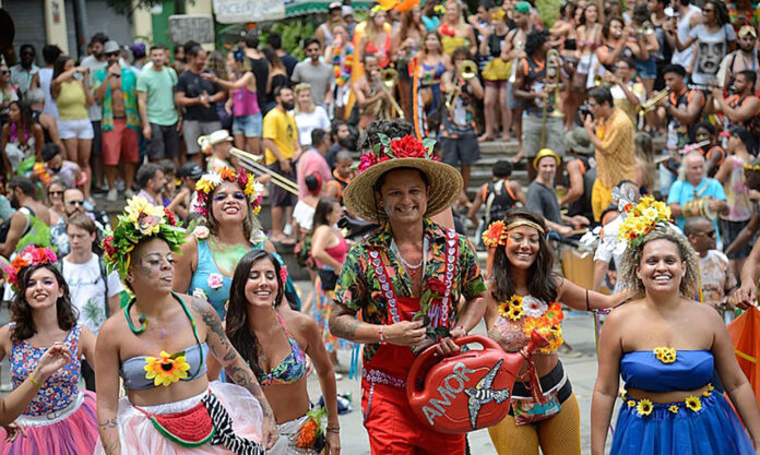 Brincar sem ofender: fantasias que ridicularizam outras pessoas devem ser evitadas no carnaval