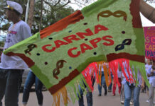 Caps Adulto e Infantojuvenil caem na folia pelas ruas da Região Central de Itabirito