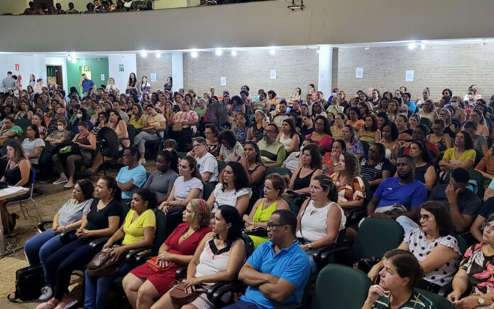 Professores participam de seminário de Educação para as relações étnico-raciais