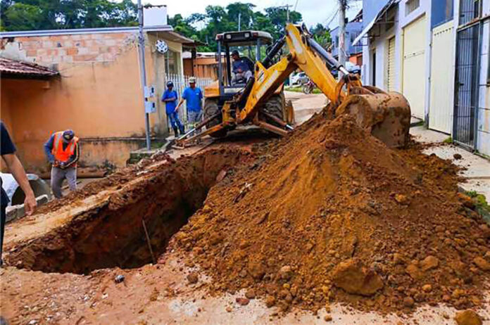 Prefeitura de Santa Bárbara retoma obra de drenagem na rua José Augusto de Castro com a Travessa da Rua Z