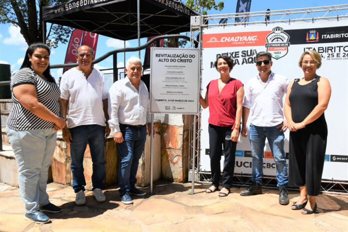 Prefeitura de Itabirito entrega obra de revitalização no Alto do Cristo