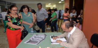 Prefeitura de São Gonçalo lança fotobiografia de Padre João