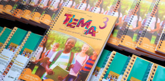 Alunos e professores de Barão de Cocais recebem mais de 3.500 kits escolares para reforçar o ensino em 2023