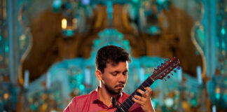 O barroco e o caipira: músico brasileiro transporta Bach para a viola