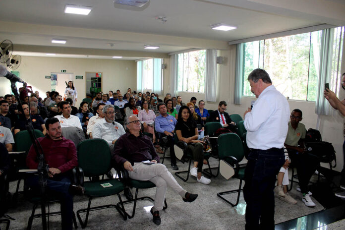 Prefeitos de João Monlevade e Santa Rita do Sapucaí debatem Cidade Criativa