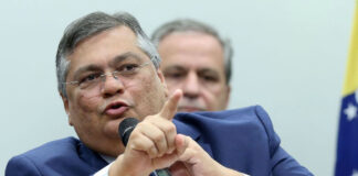 Dino promete tomar providências legais contra Telegram