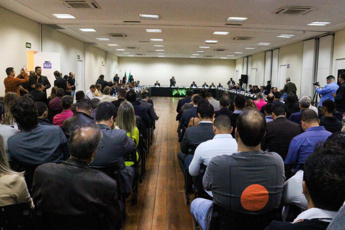 Fórum Permanente de Prefeitos da Bacia do Rio Doce se reúne em Mariana
