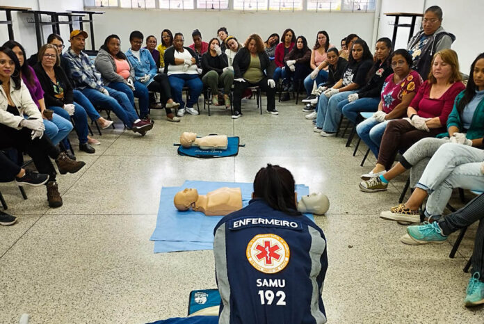 Prefeitura de Ouro Preto oferece curso de primeiros socorros para profissionais da educação