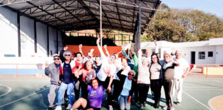 Programa Bem-Estar inicia atividades no Núcleo da Fundação Crê-Ser do bairro Vila Tanque O Núcleo da Fundação Municipal Crê-Ser, localizado na sede da Sociedade dos Amigos do bairro Vila Tanque (Savita), recebeu na manhã desta quarta-feira (7) às primeiras aulas do programa Bem-Estar, conduzidas pela professora Rosemary Oliveira Drumond (Pepê), servidora da Secretaria Municipal de Esporte e Lazer. As aulas de ginástica para adultos e idosos serão realizadas no local todas as quartas e sextas-feiras, das 7h às 8h. A professora Pepê relatou que o objetivo do programa é promover uma vida ativa e saudável para a comunidade local e região. “O Bem-Estar visa proporcionar momentos de exercício, diversão e interação social, contribuindo para a melhoria da saúde física e mental dos participantes”, ressaltou. Ela explica que, anteriormente, as aulas eram ministradas na Associação Regional de Promoção e Ação Social (Arpas) e após a reforma da Savita, as atividades foram transferidas para lá. "Os alunos acharam melhor devido à distância, porque a maioria mora na parte de cima do bairro e isso foi relevante para essa mudança", contou Pepê. Para a diretora-executiva da Fundação Crê-Ser, Helenita Pinto Melo Lopes, a realização das atividades é uma excelente oportunidade para movimentar o local e também uma contribuição para a melhoria da qualidade de vida dos moradores do bairro. Para participar, os interessados podem comparecer no horário das aulas e preencher uma ficha de inscrição para realizar o cadastro. Os alunos podem começar a participar das aulas de ginástica imediatamente.