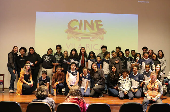 Equipe da UFOP compartilha dicas essenciais de segurança alimentar com os estudantes de Ouro Preto