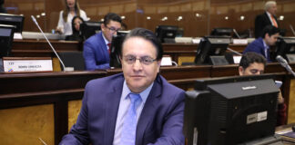 Candidato à presidência do Equador é assassinado em Quito