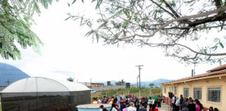 CRAS de Antonio Pereira recebe estufa do projeto Horta em Casa