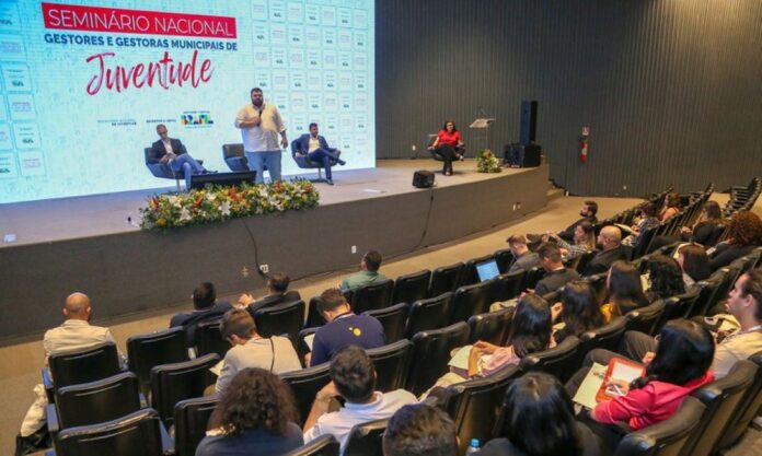 João Monlevade recebe 1ª Conferência Municipal da Juventude
