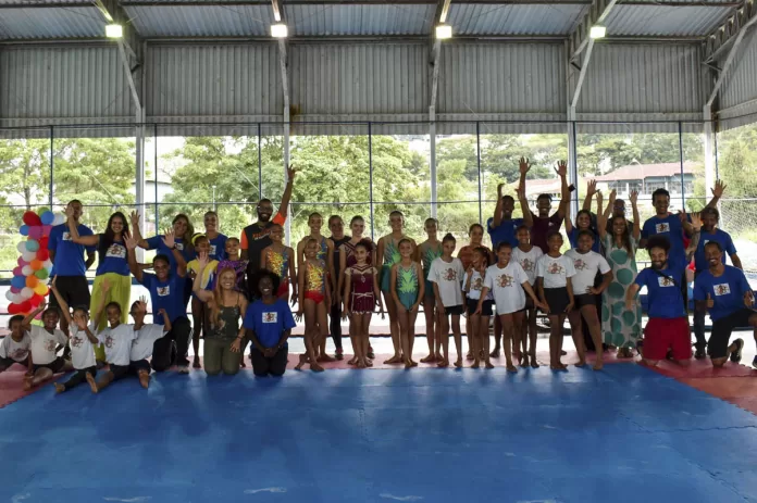 CRIA recebe equipamentos para ginástica acrobática e de trampolim