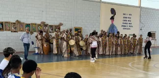 Coral Afro Vozes de Caxambu se apresenta no Cesgra em São Gonçalo