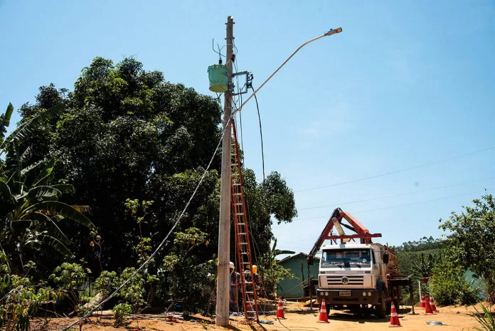 Mariana investe R$5,5 milhões em Extensão de Iluminação de Rede Pública