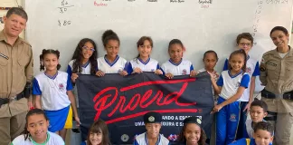 Quatro escolas de Mariana recebem programa de prevenção às drogas da Polícia Militar