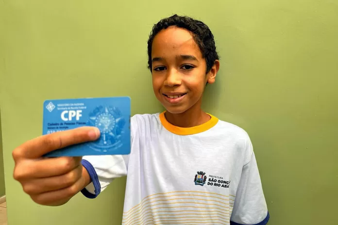 São Gonçalo do Rio Abaixo lança campanha “CPF na Mão” para estudantes