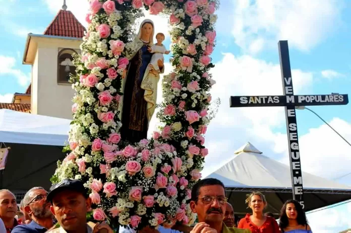 Festa da Padroeira Nossa Senhora do Carmo acontece até dia 14 em Itabira