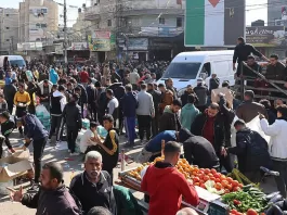 Israel bloqueia entrada de ajuda humanitária em Gaza para pressionar por mudança nas regras de acordo