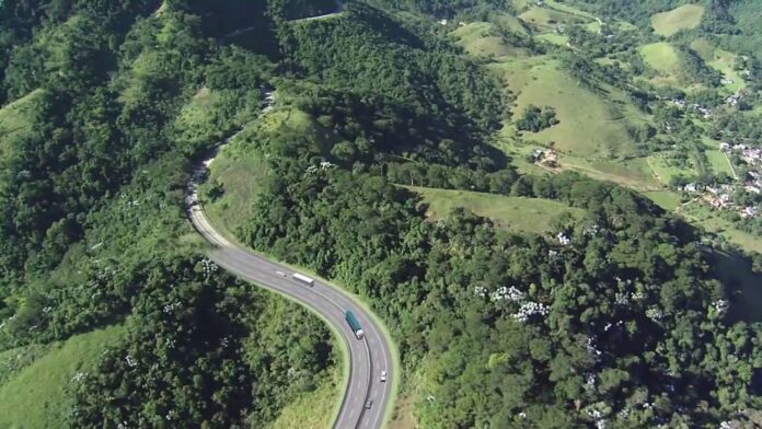 br 040-estrada-serra-juiz-fora-minas rep