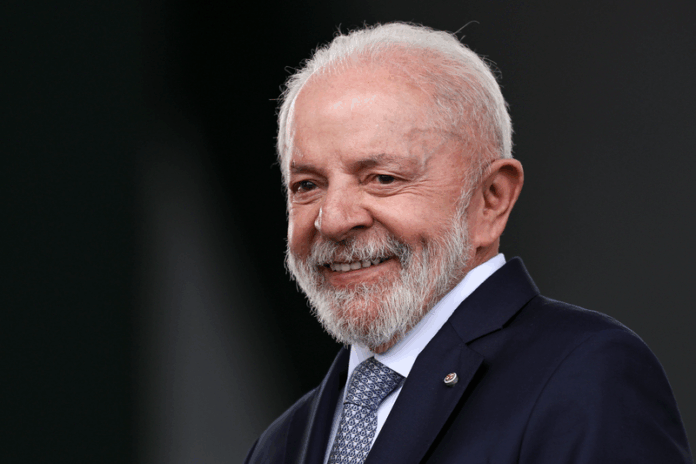 lula sozinho xercito-marcelo-camargo