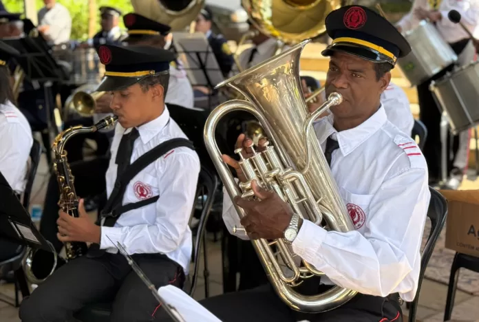 Banda na Praça reúne tradição e herança musical na Praça Gomes Freire