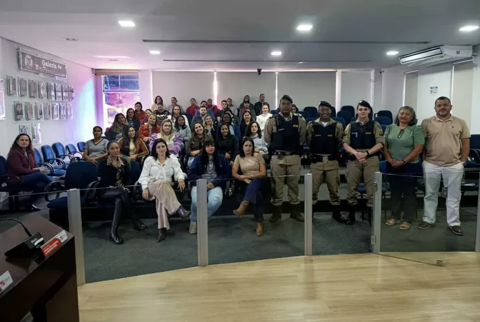 Câmara de São Gonçalo realiza Roda de Conversa sobre o combate à violência contra a mulher