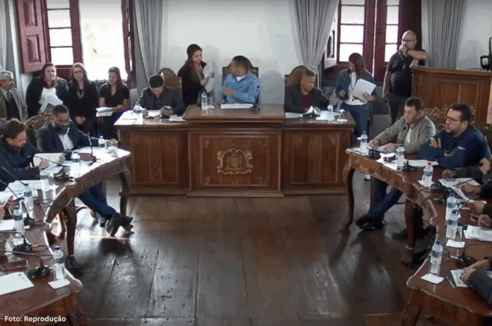 Mariana aprova lei para combater assédio em ambientes esportivos