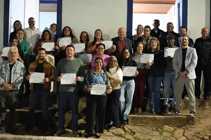 Conclusão do Curso de Mão de Obra do Turismo em Cachoeira do Campo