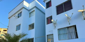 Mariana realiza a entrega da reforma dos predinhos