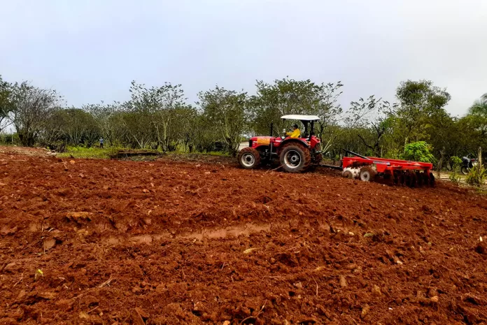 Patrulha Agrícola de Mariana entra na etapa de aração