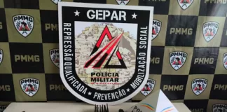 Suspeito é detido após roubo de carro de entregador em Contagem