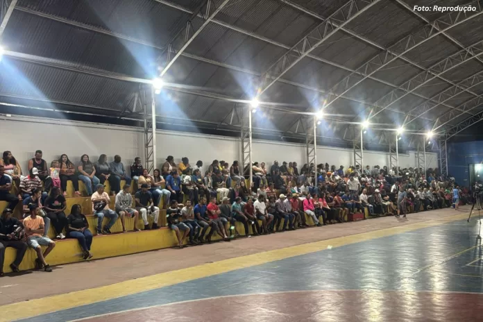 Audiência em Mariana expõe risco de despejo para milhares de famílias