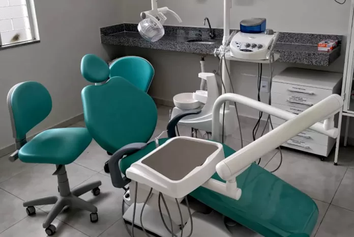 Unidade Básica de Saúde do Laranjeiras recebe novos equipamentos odontológicos