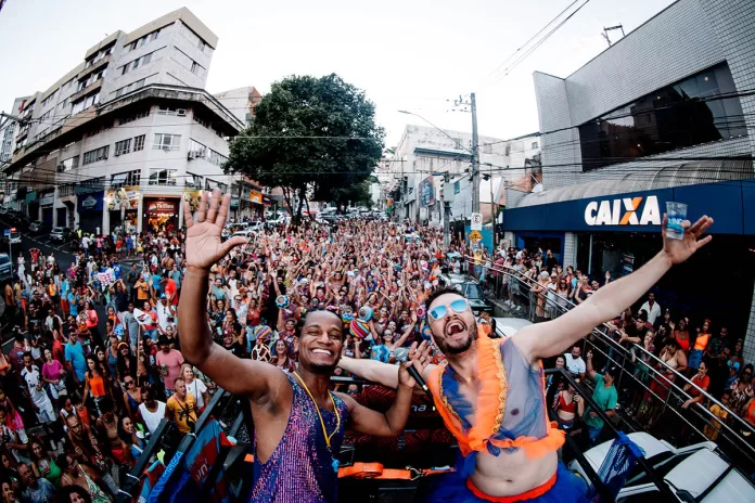 4 blocos no carnaval de rua em Itabira neste domingo