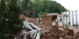Buscas em Juiz de Fora estão encerradas; moradores seguem fora de casa