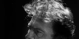 "Escorpiões na Alma", com Júlio Maciel estreia no Sesc Palladium