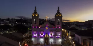 “Luzes no Patrimônio” ilumina 12 igrejas de cidades históricas de Minas