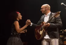 Laura Catarina canta Vander Lee em apresentação especial em Ouro Preto