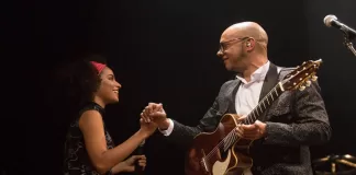Laura Catarina canta Vander Lee em apresentação especial em Ouro Preto