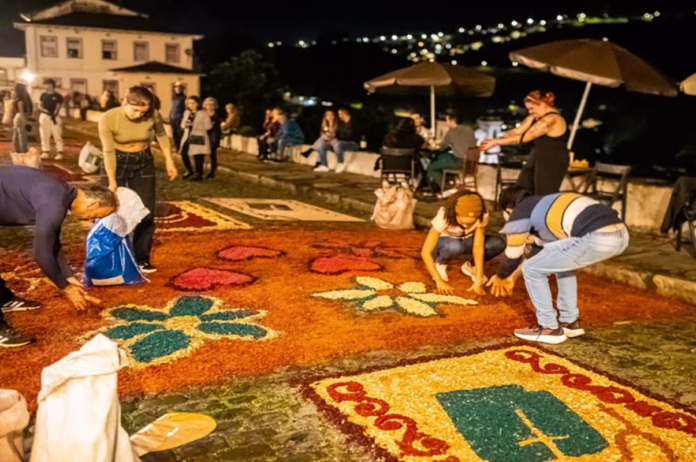Ouro Preto se prepara para a tradicional confecção de tapetes da Semana Santa