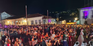 Cinco mil pessoas acompanham a Sexta-Feira da Paixão em Mariana