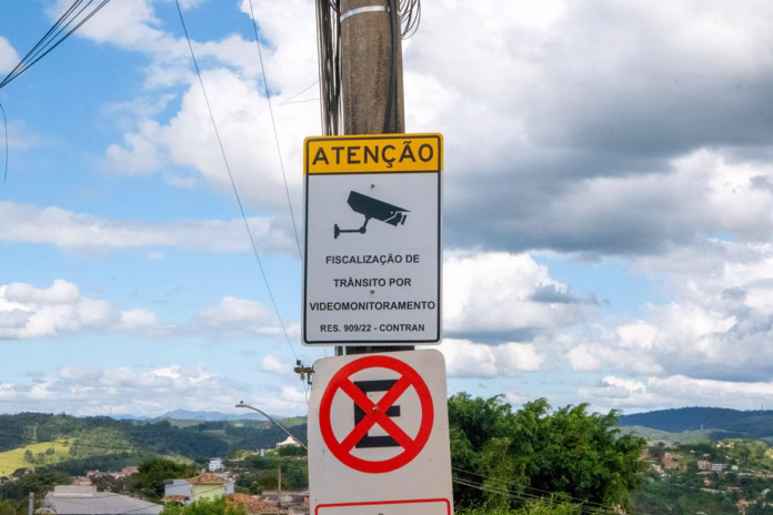 Prefeitura de Itabirito amplia fiscalização de trânsito por videomonitoramento